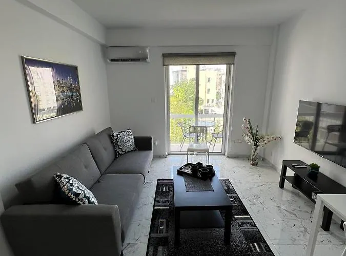 Amalia Residences * ניקוסיה