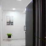 Amalia Residences Lägenhet